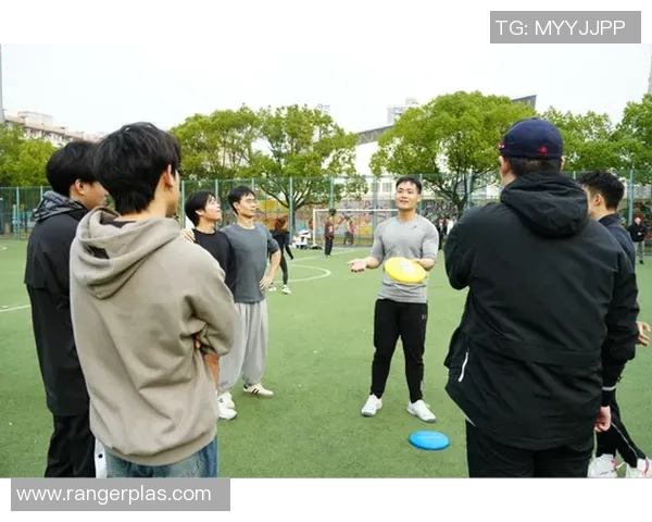 西安飞盘队与南京飞盘队赛后复盘团队协作的精彩瞬间与经验总结