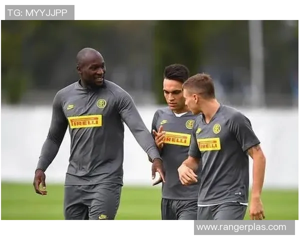 CSGO巨献：深入解析JDG战队的强大实力与战术魅力