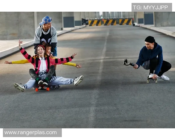 广州滑板队战术解析:聚焦滑板运动的团队协作与技巧提升