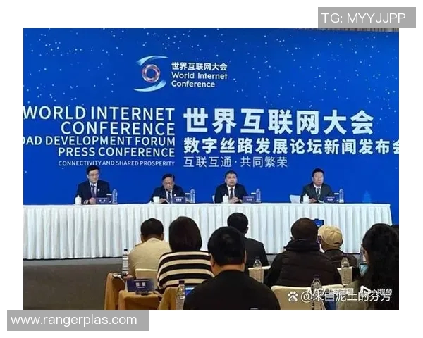 全球视野下的国际合作与发展趋势：机遇、挑战与前景展望